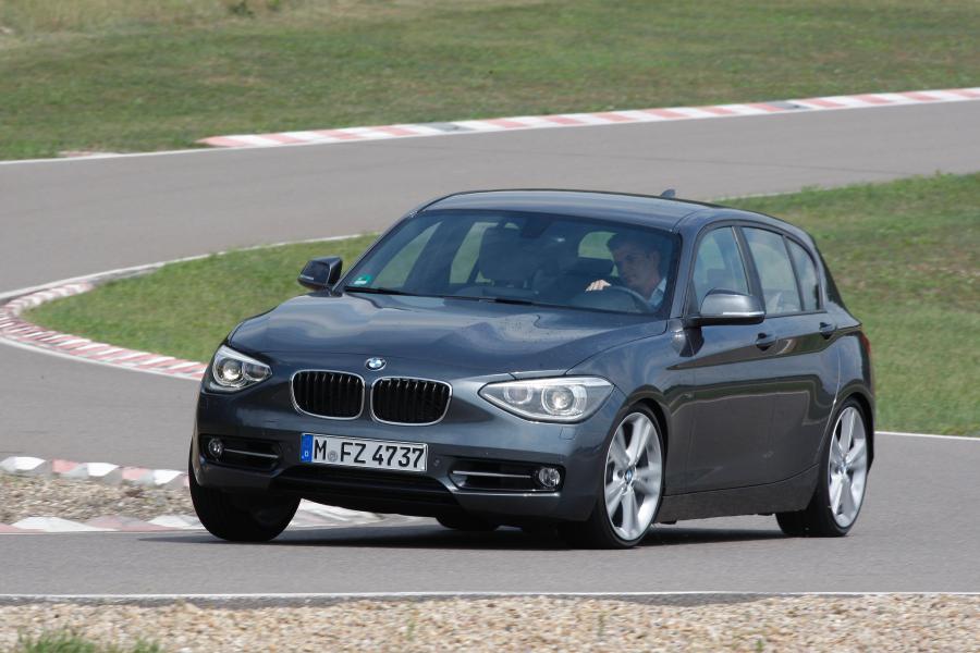  BMW 118i Sport Line 2011 года  (фото 114 из 185)
